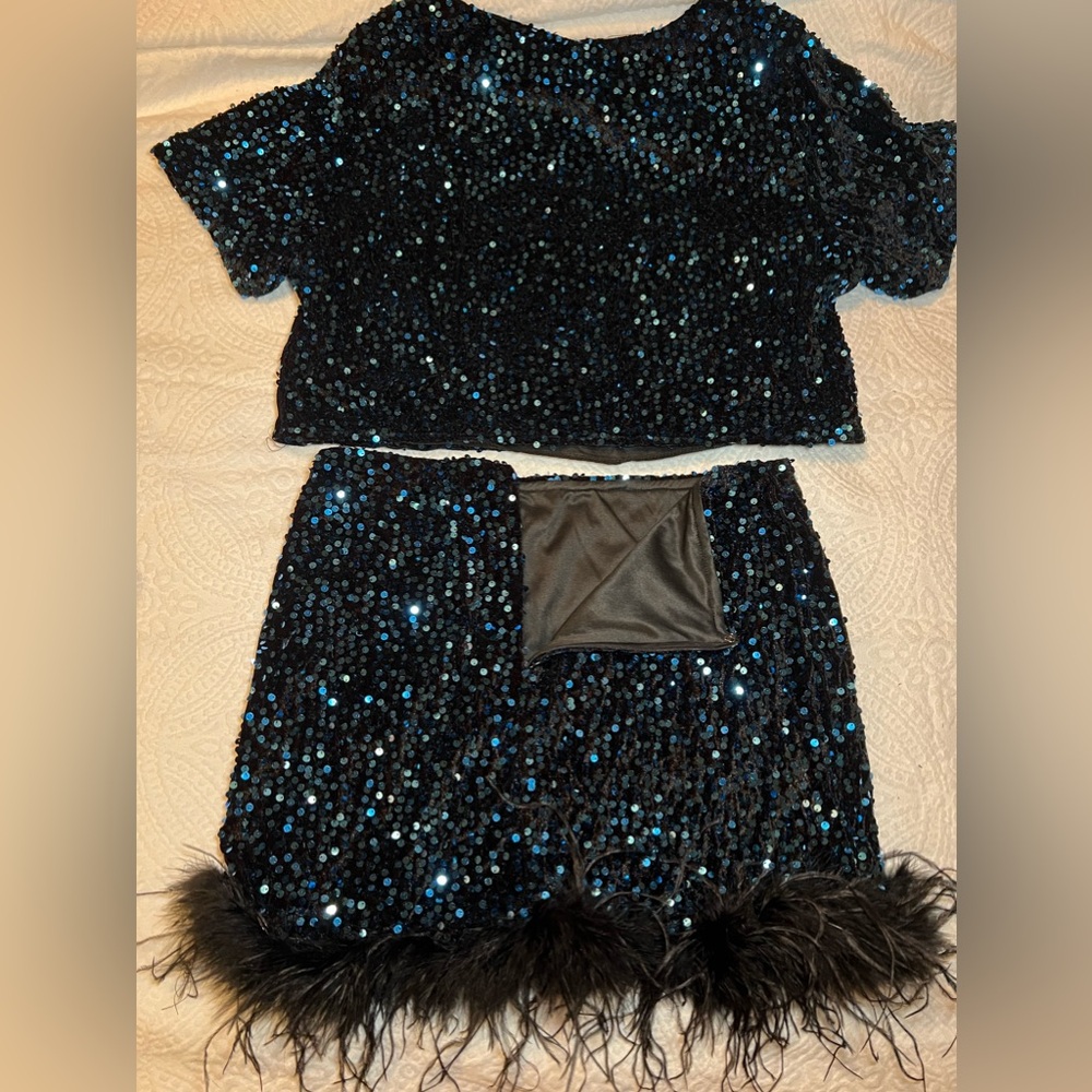 Perfect Night Out Sequin Skirt Set - Royal | XL 🪩 - Picture 4 of 4